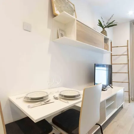 The Collection - Ilargi Apartment *